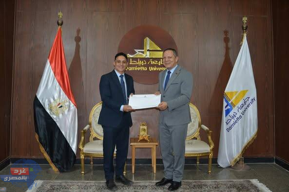 جامعة دمياط : تكليف الدكتور عثمان ذكي وكيلاً لكلية الطب البشري لشئون التعليم والطلاب