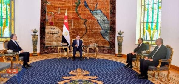 السيسي: انتخاب خالد العناني مديرا عاما لليونسكو يعد إنجازا تاريخي
