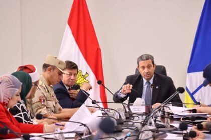 "دمياط تستعد لصوت الشعب: المحافظ يترأس غرفة التنسيق العليا لانتخابات مجلس النواب"