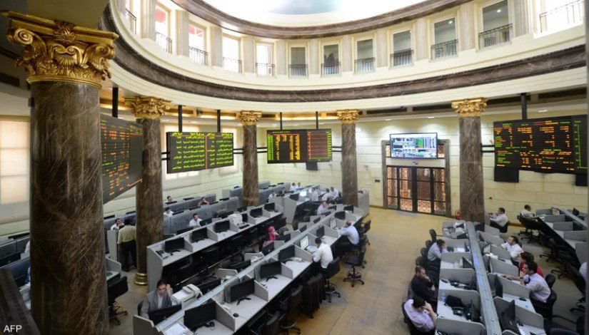 الأجانب يسجلون مبيعات بـ868.1 مليون جنيه في البورصة المصرية خلال أسبوع