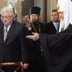 "بطريرك روسيا يهنئ محمود عباس في عيد ميلاده الـ90 ويدعو لسلام عادل للشعب الفلسطيني"