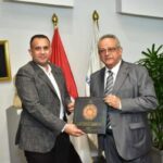 العلمين تفتح أبواب المعرفة: رئيس جهاز المدينة يبحث التعاون الثقافي مع مكتبة الإسكندرية