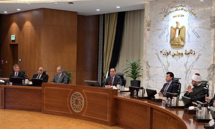 "مدبولي: منصة رقمية وعقوبات رادعة لمواجهة الشائعات وحماية الثقة في الاقتصاد الوطني"