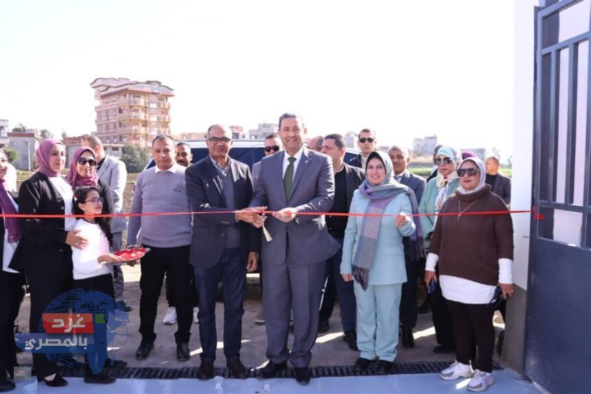 محافظ دمياط ونائب وزير الإسكان يفتتحان مشروعات صرف صحي ممولة من البنك الدولي والبنك الآسيوي