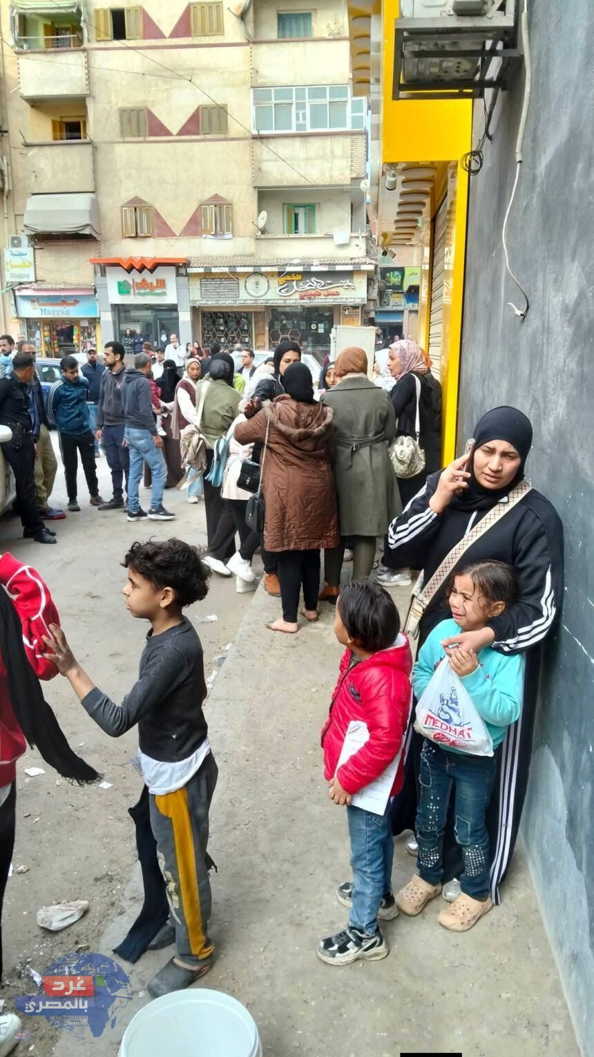"إنقاذ 20 طفلًا من كارثة حريق بأحد أبراج دمياط"