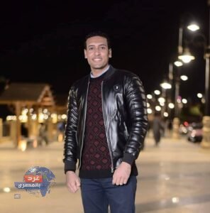 قنا تفتخر وتبكي… السيسي يكرم والد الشهيد الرائد محمود عبد الصبور في عيد الشرطة الـ74