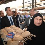 وزير التموين في جولة