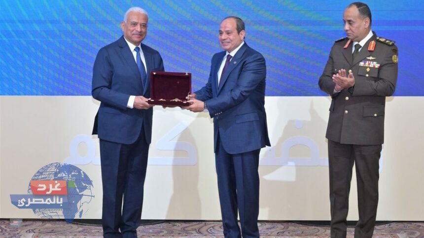 السيسي يشهد حفل تكريم الفريق أول عبد المجيد صقر وزير الدفاع السابق..
