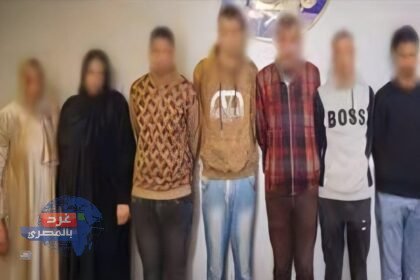 الداخلية: ضبط 9 أشخاص بينهم سيدتان بالقليوبية بعد التعدي على عامل وإجباره على ارتداء ملابس نسائية وتصويره