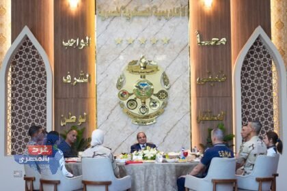 السيسي يتفقد القيادة الاستراتيجية بالعاصمة الجديدة
