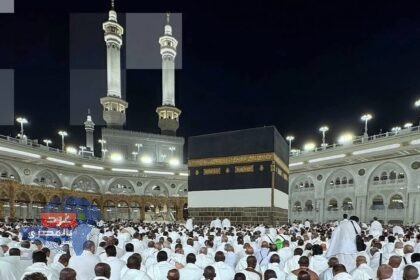 الحجاج يملؤون صحن الطواف