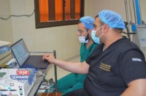 50 عامًا.. استئصال ورم بالمخ لسيدة مستيقظة في أول جراحة من نوعها بجامعة أسيوط
