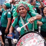 المكسيك تفتتح المونديال بهدف نظيف في شباك جنوب أفريقيا 1 – 0 المكسيك تفتتح المونديال بهدف نظيف في شباك جنوب أفريقيا 1 – 0