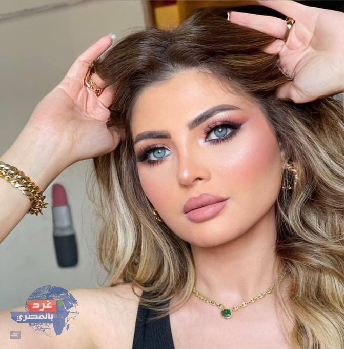 الإعلامية جولي أمين