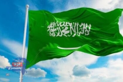استهداف ناقلتي نفط بمضيق هرمز