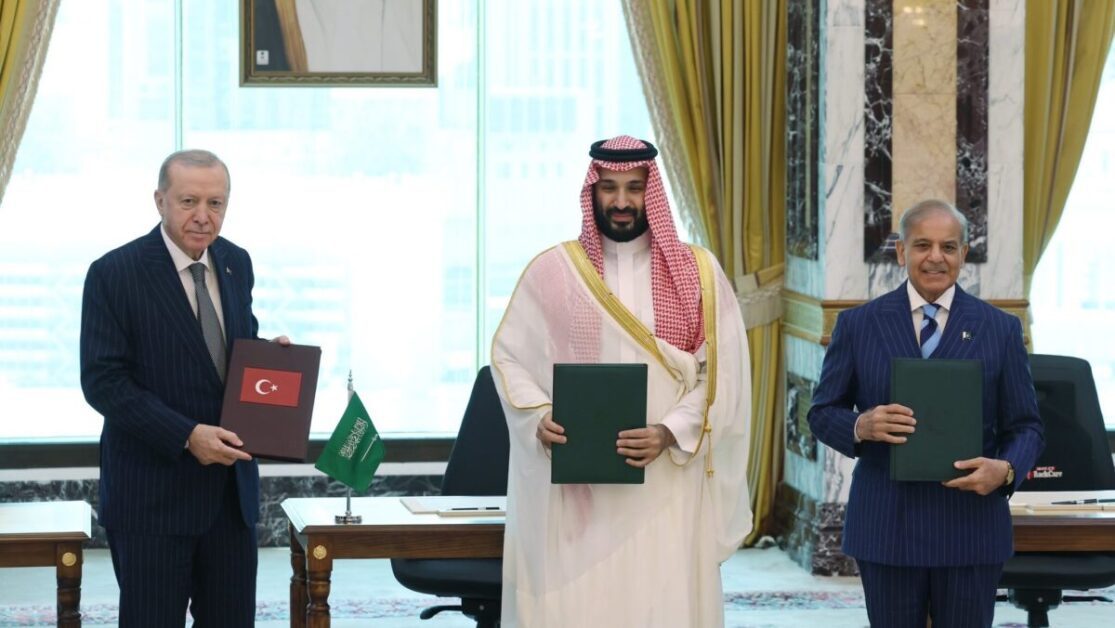 وزير الخارجية التركي: مصر قد تنضم إلى اتفاق مكة للدفاع المشترك فور تسوية الإجراءات الفنية