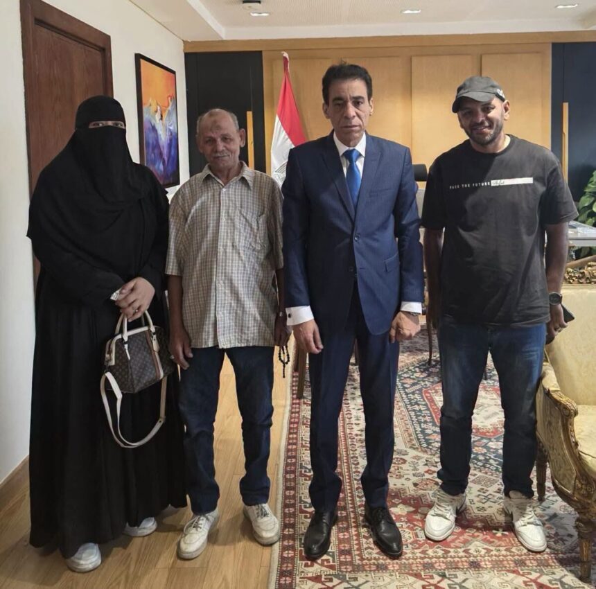 بعد أشهر من الاحتجاز في إيران.. نجاح الجهود المصرية في الإفراج عن بحارة "ريم الخليج" وتأمين عودتهم للوطن الإفراج عن بحارة "ريم الخليج"