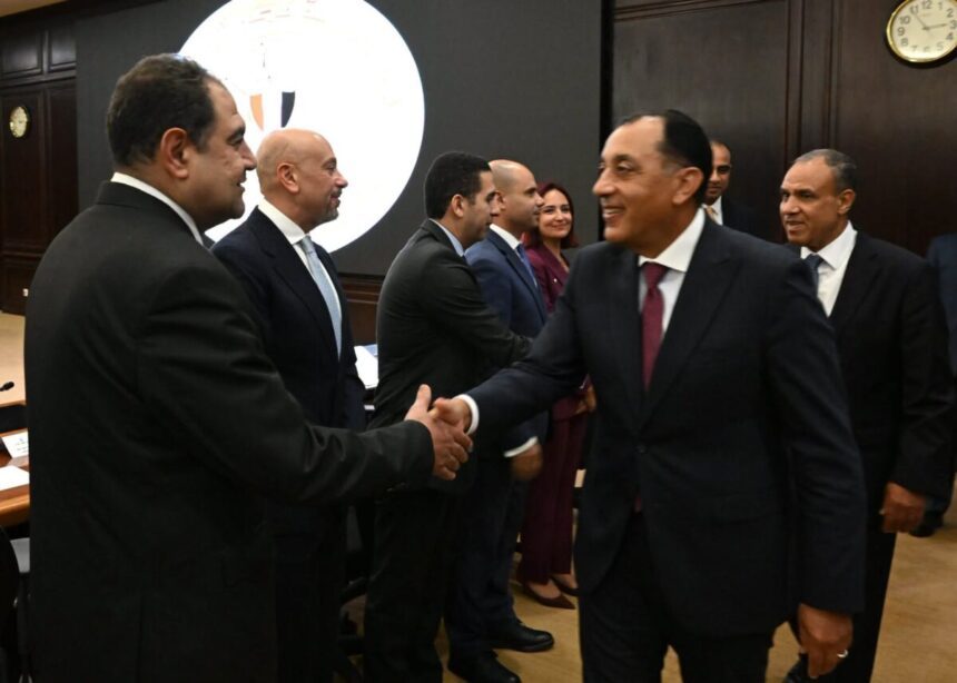 تكليفات مدبولي لسفراء مصر بالخارج