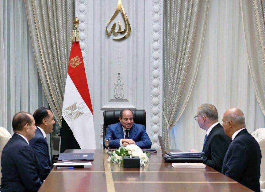 تأمين الاحتياطي واستثمارات جديدة بـ4 مليارات دولار.. السيسي يتابع خطط زيادة إنتاج النفط والغاز