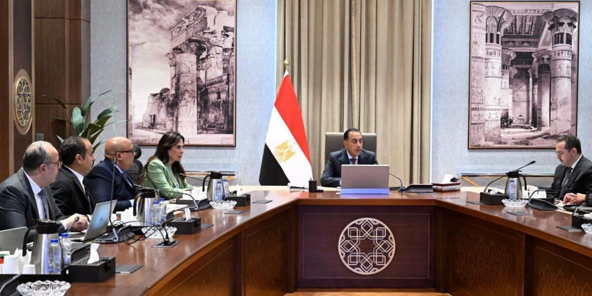 حكومة مدبولي تتحرك لـ ضبط وتنظيم السوق العقارية: حصر الشائك وإطلاق قانون اتحاد العقاريين قريبًا