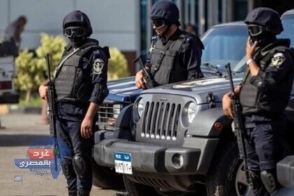 تفاصيل القبض على مسؤولين بوزارة البترول في مصر على غرد بالمصري