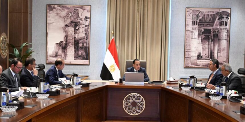 قرارات عاجلة من مدبولي لدعم المزارعين: سداد مستحقات قصب السكر وحوكمة الأسمدة